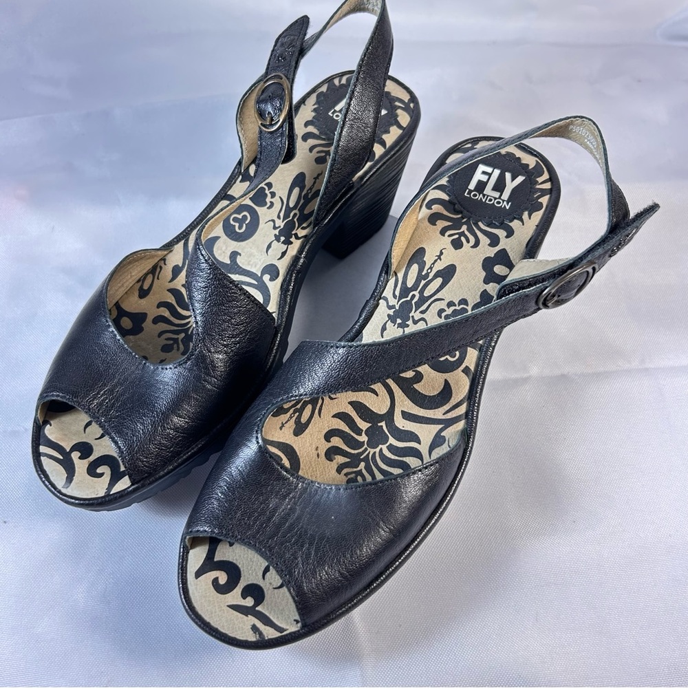 Fly London P501023000 Wedge Sandal Strap Ankle Leather Black US 8 / EU 39